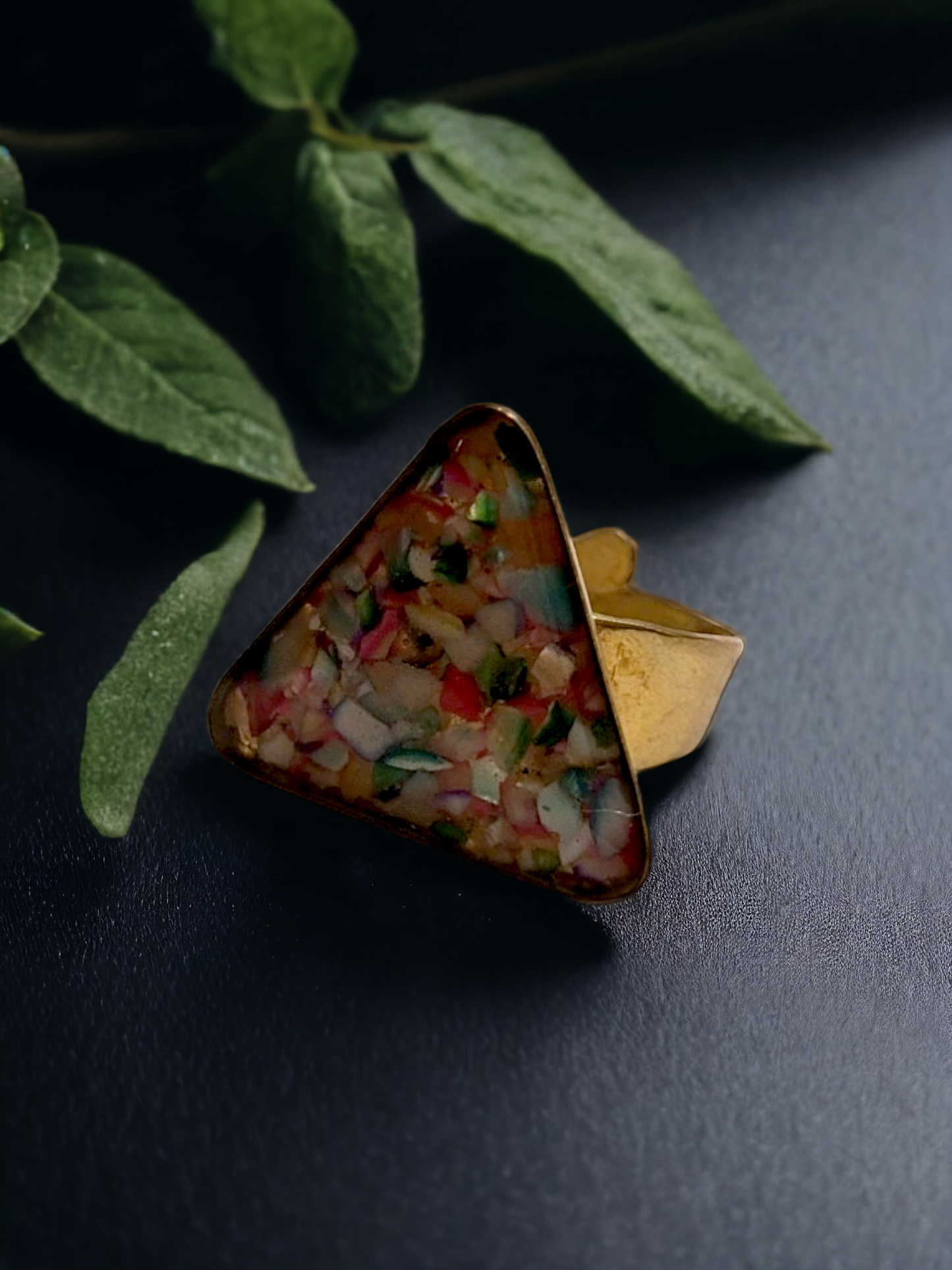 Resin Triangle Ring | انگشتر رزینی مثلثی